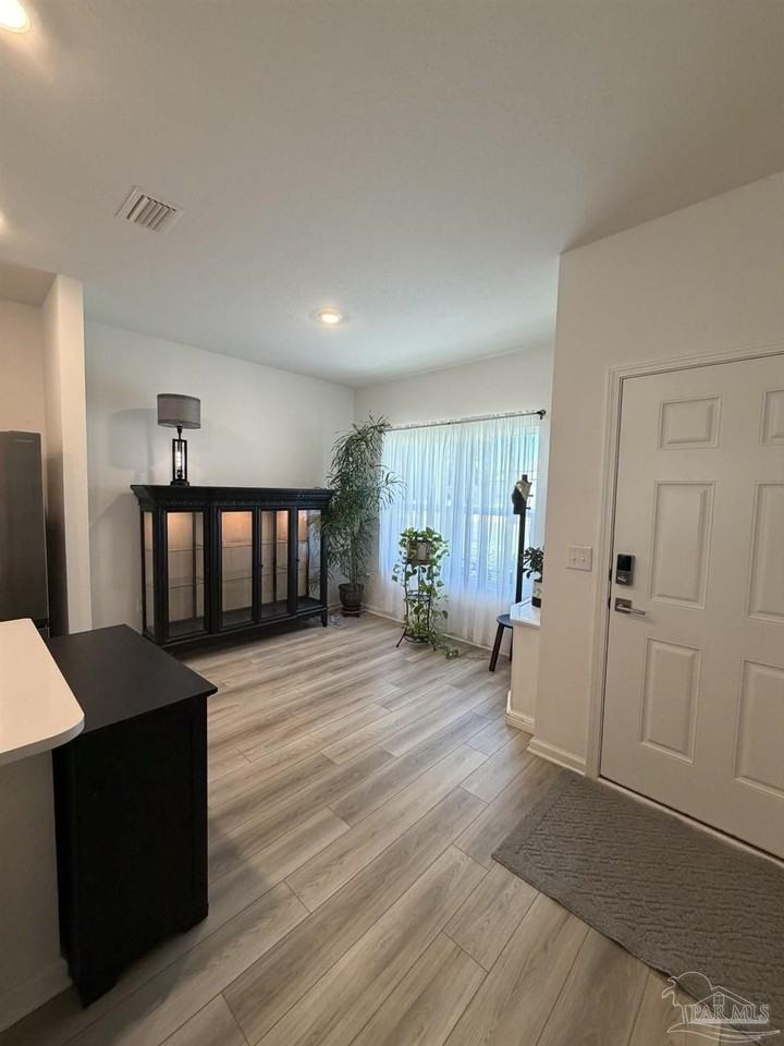6618 Sun Tree Cir - Photo 4 of 14