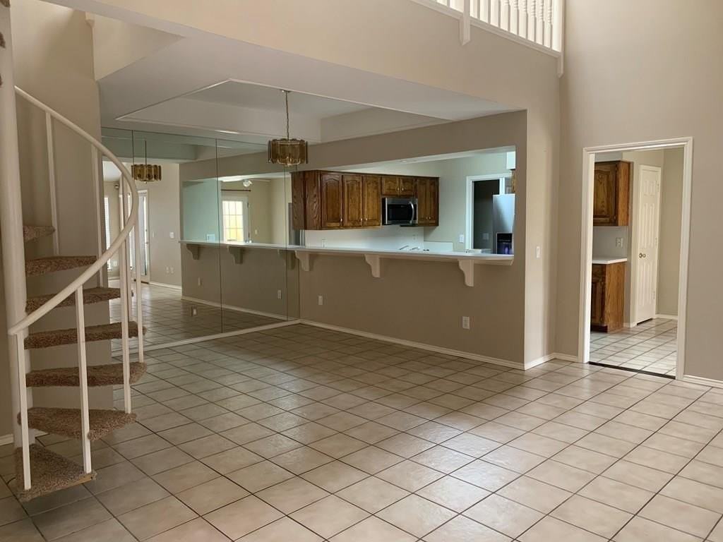 1711 Castleford Rd - Photo 4 of 10