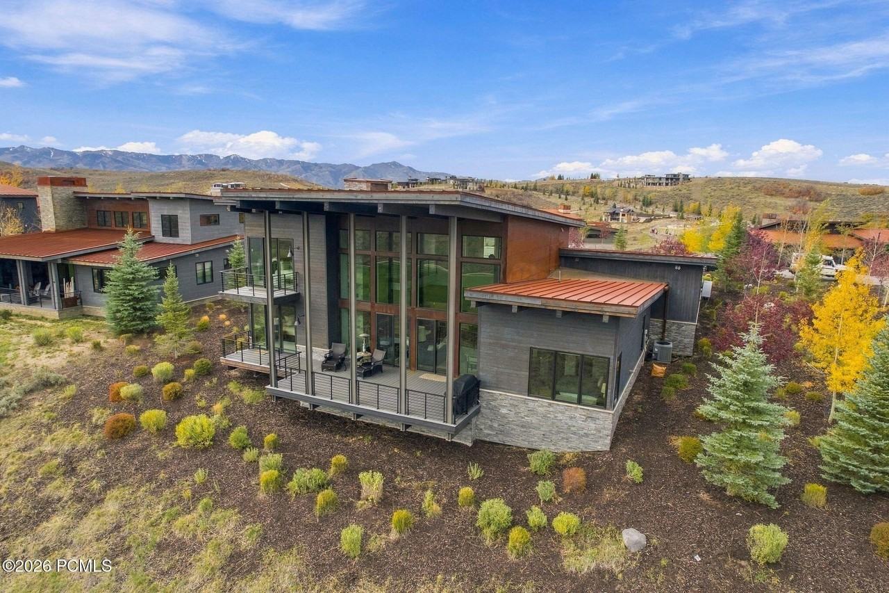 6836 Golden Bear Loop W - Photo 3 of 50