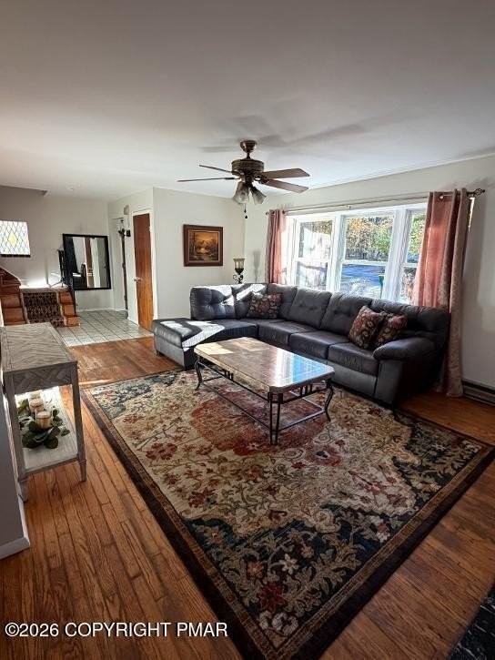 1298 Winding Way - Photo 4 of 27