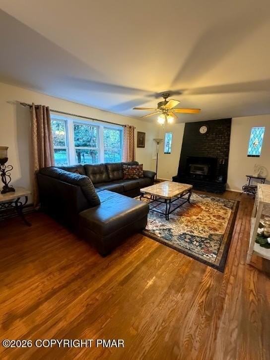 1298 Winding Way - Photo 5 of 27