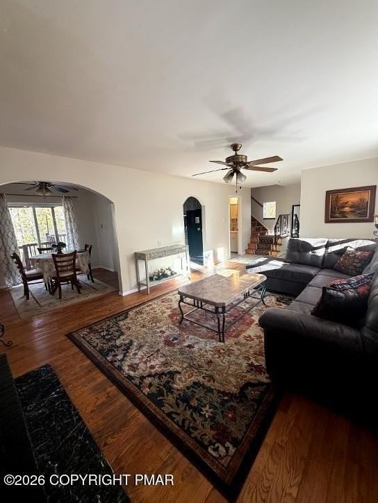 1298 Winding Way - Photo 7 of 27