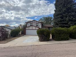 featured image of 4920 Molly Pond Ct