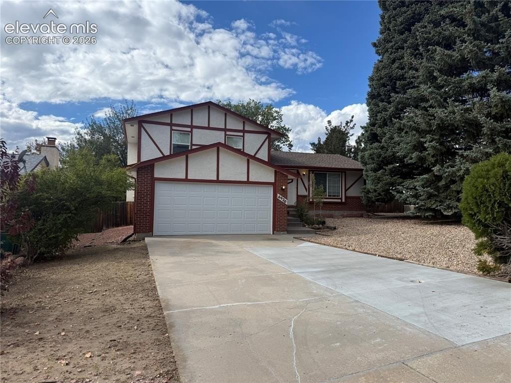 4920 Molly Pond Ct - Photo 3 of 27