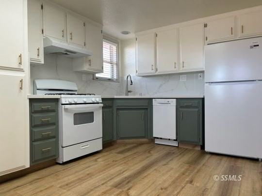 112 Valley St Apt B - Photo 3 of 14