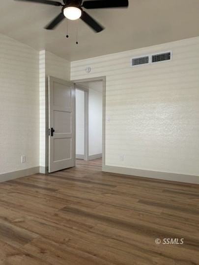 112 Valley St Apt B - Photo 7 of 14