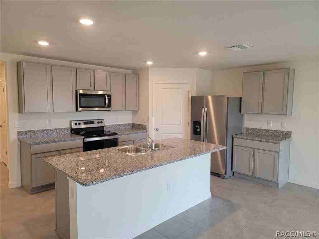 411 W Putting Green Ct - Photo 6 of 16