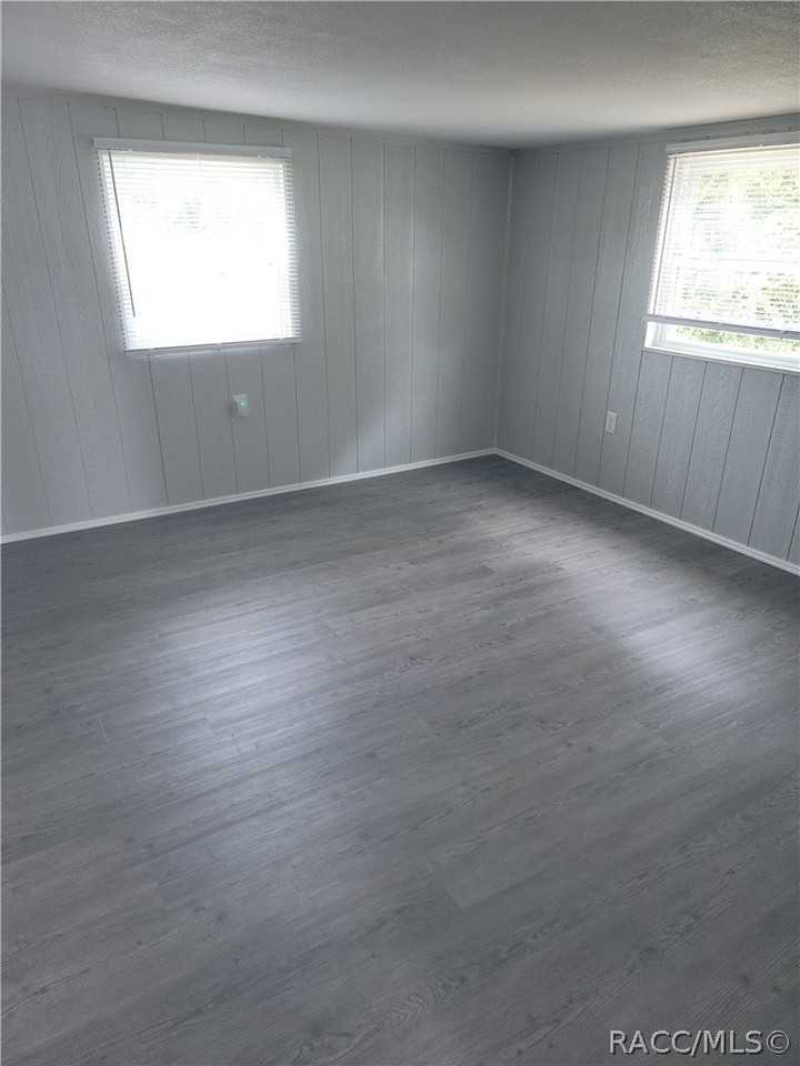 3863 E Larkwood Ln - Photo 5 of 11