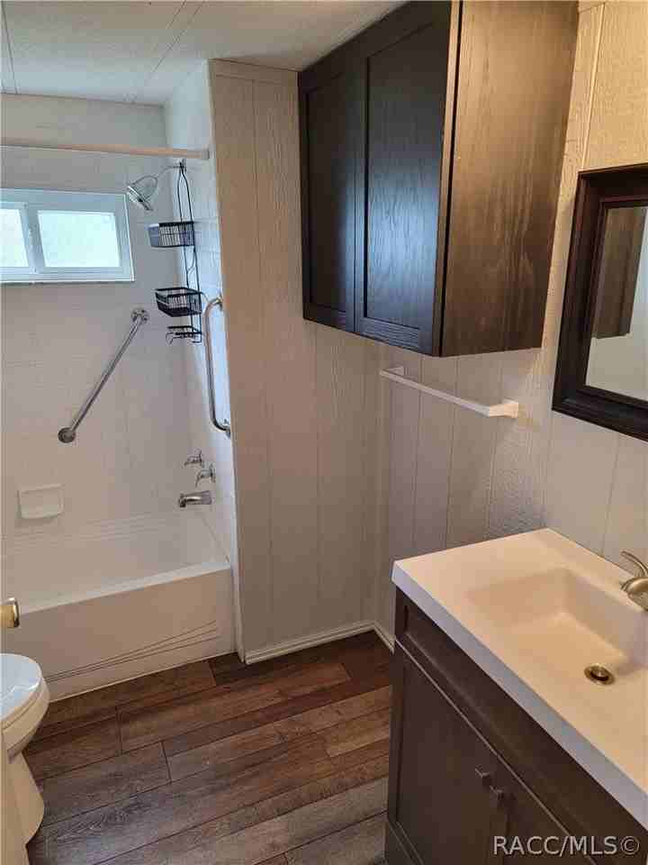3863 E Larkwood Ln - Photo 6 of 11