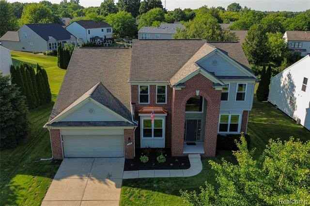 934 Running Brook Dr - Photo 2 of 50