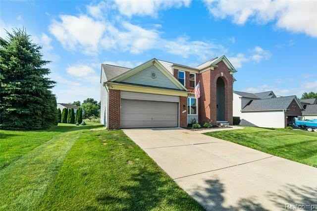 934 Running Brook Dr - Photo 7 of 50