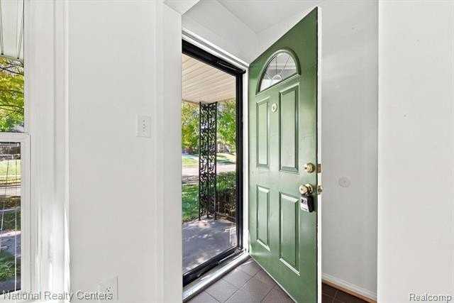 4436 Robinwood Ave - Photo 6 of 31