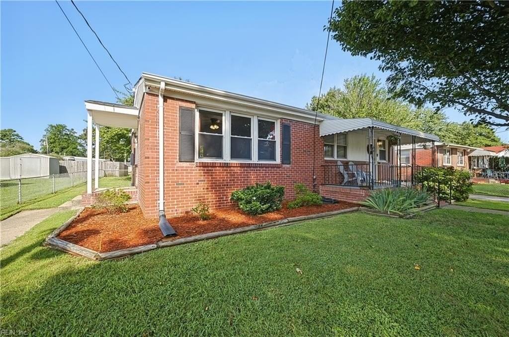 514 Mooney Rd - Photo 4 of 36