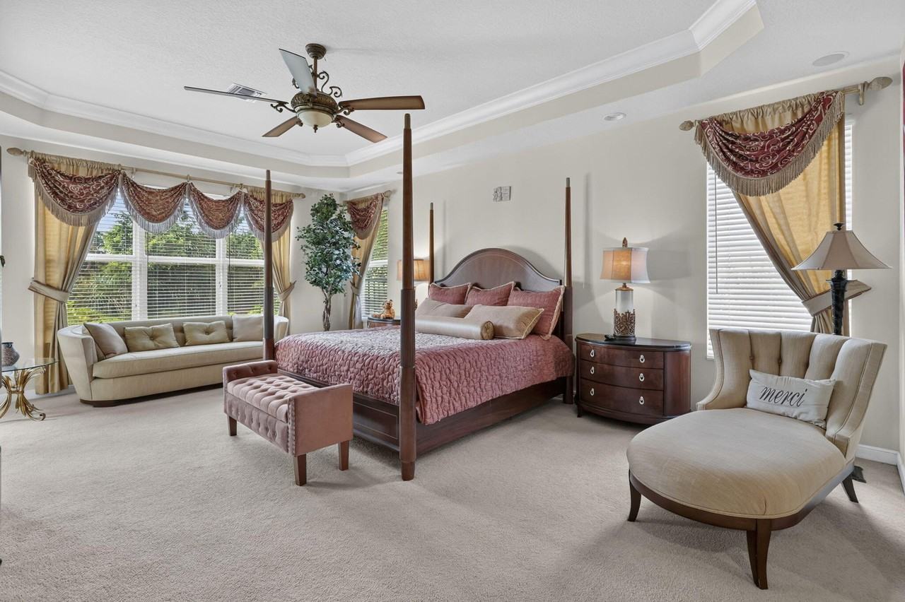 4485 Island Reef Dr - Photo 4 of 36
