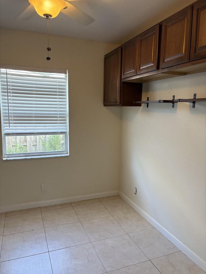 126 Milton St - Photo 6 of 9