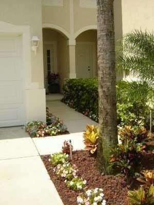 1035 Woodfield Rd - Photo 5 of 37