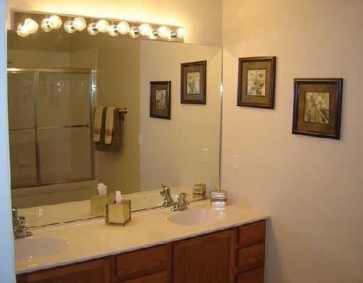 1035 Woodfield Rd - Photo 6 of 37