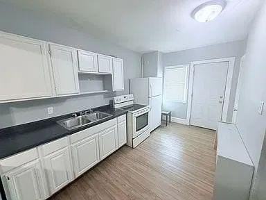 1056 3rd St E #1 - Photo 3 of 18