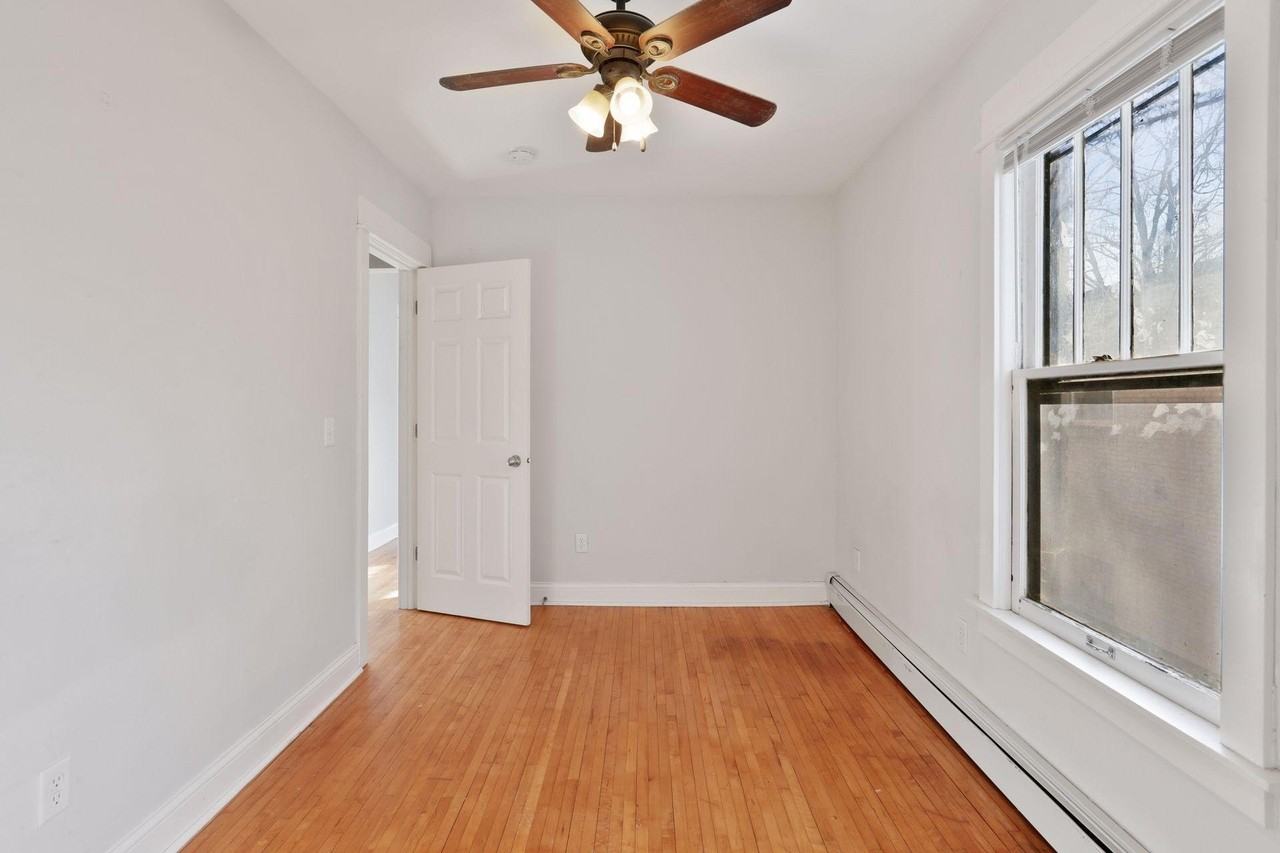 2608 2nd Ave S #2 - Photo 4 of 22
