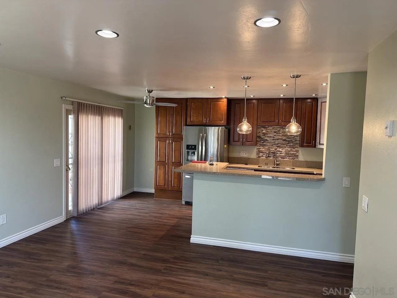 8119 Paradise Valley Ct - Photo 2 of 23