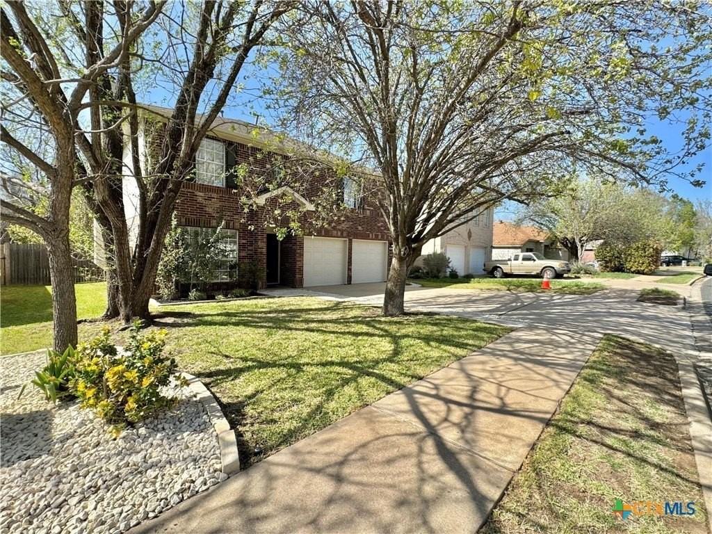 16502 Jadestone Dr - Photo 4 of 39