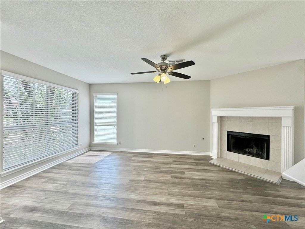 16502 Jadestone Dr - Photo 5 of 39