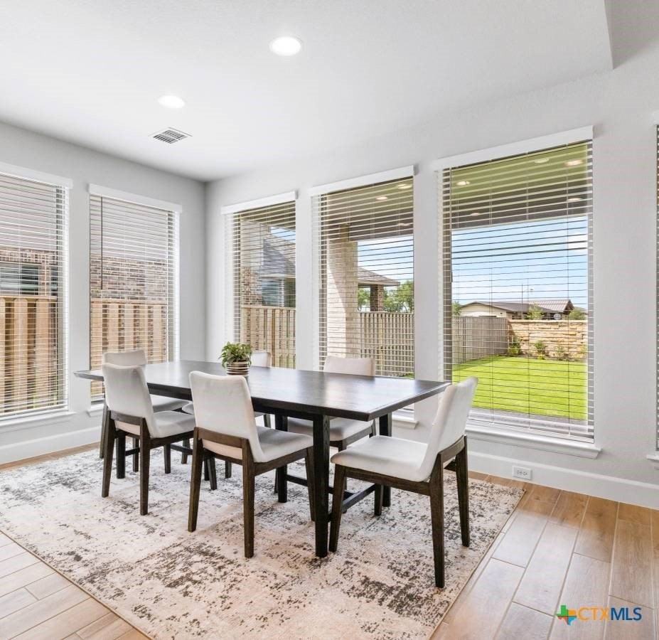1208 Glen Heather Dr - Photo 4 of 15