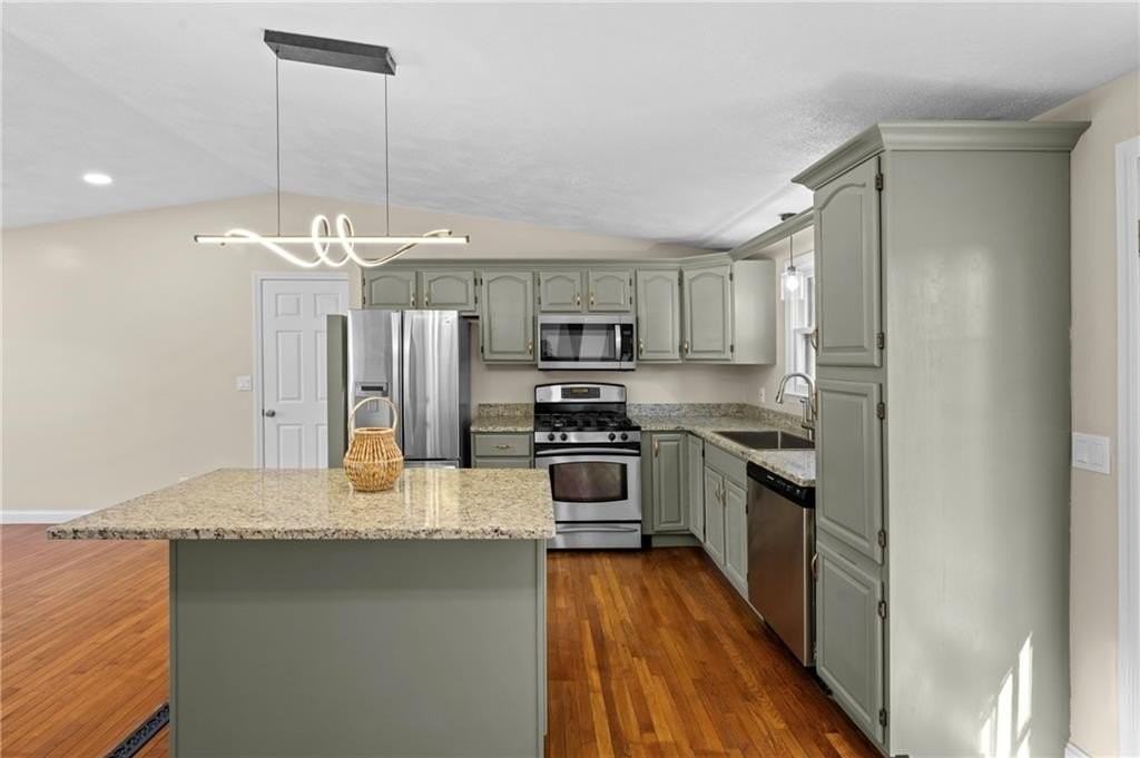 20 Killey Ave - Photo 3 of 22