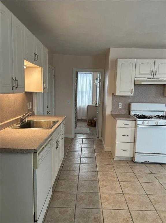 41 Spruce St - Photo 3 of 8