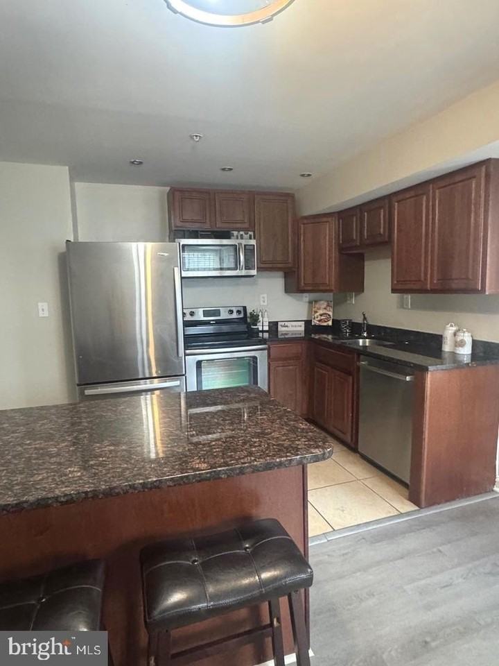5210 F St Se #1 - Photo 6 of 24