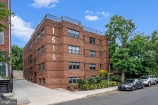 1516 K St Se #2C - Photo 1 of 1