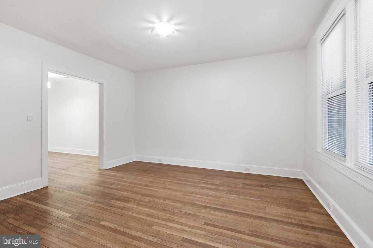 2212 N Capitol St Nw - Photo 3 of 41