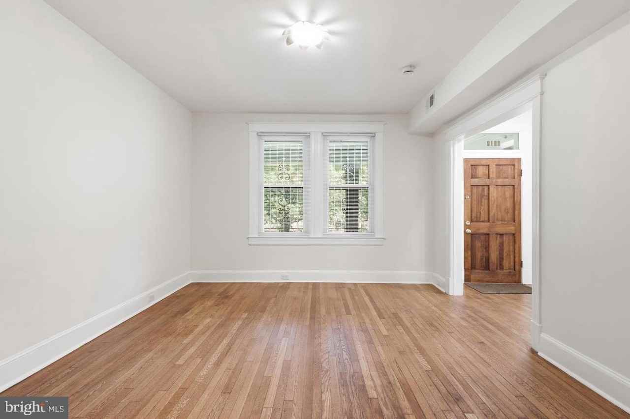 2212 N Capitol St Nw - Photo 4 of 41