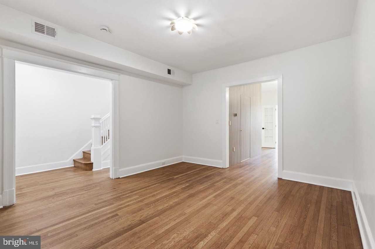 2212 N Capitol St Nw - Photo 5 of 41