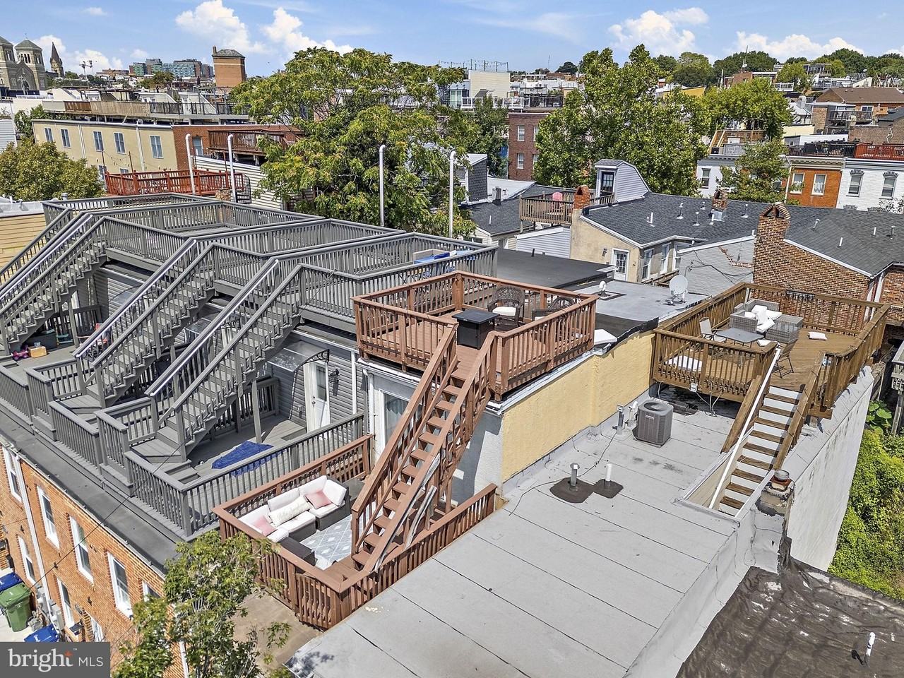 2214 Cambridge St - Photo 2 of 29