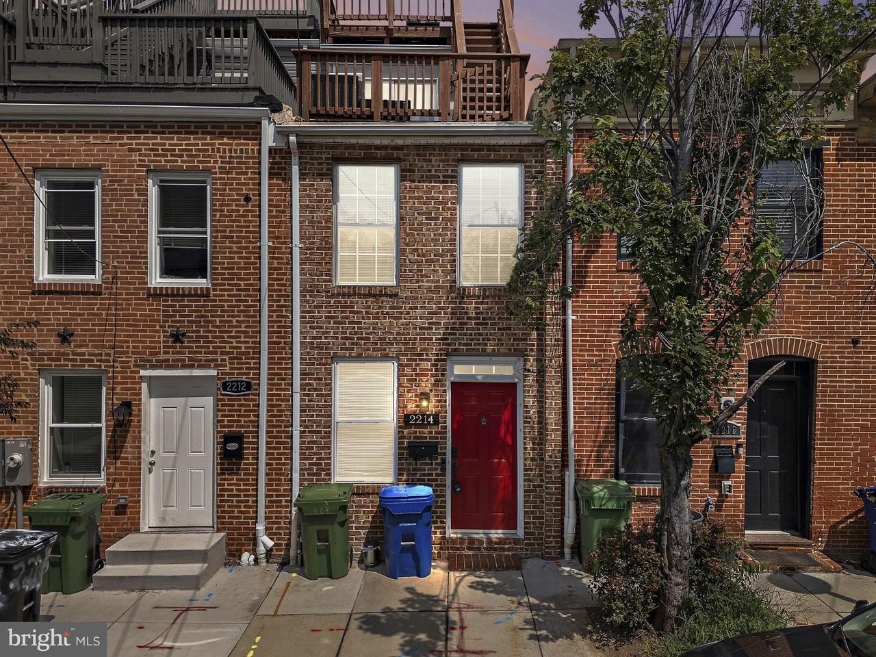 2214 Cambridge St - Photo 3 of 29