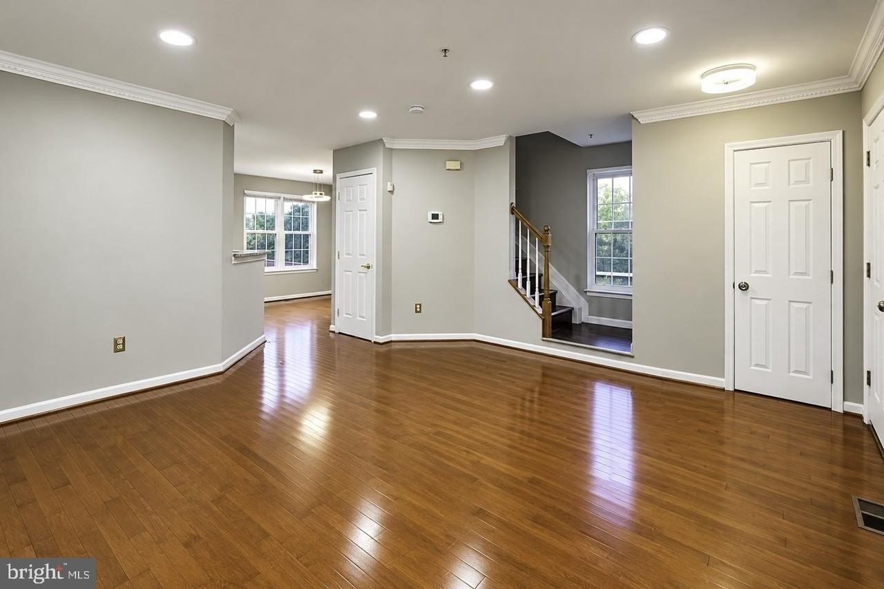 9614 Button Buck Cir - Photo 7 of 39
