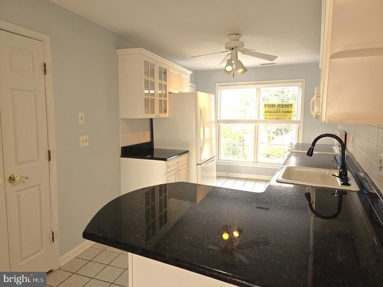 12 Owens Landing Ct Apt B - Photo 6 of 28
