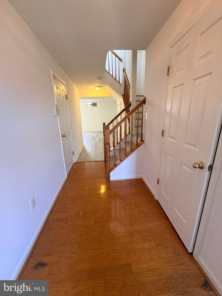 5809 Mercantile Dr W - Photo 2 of 19