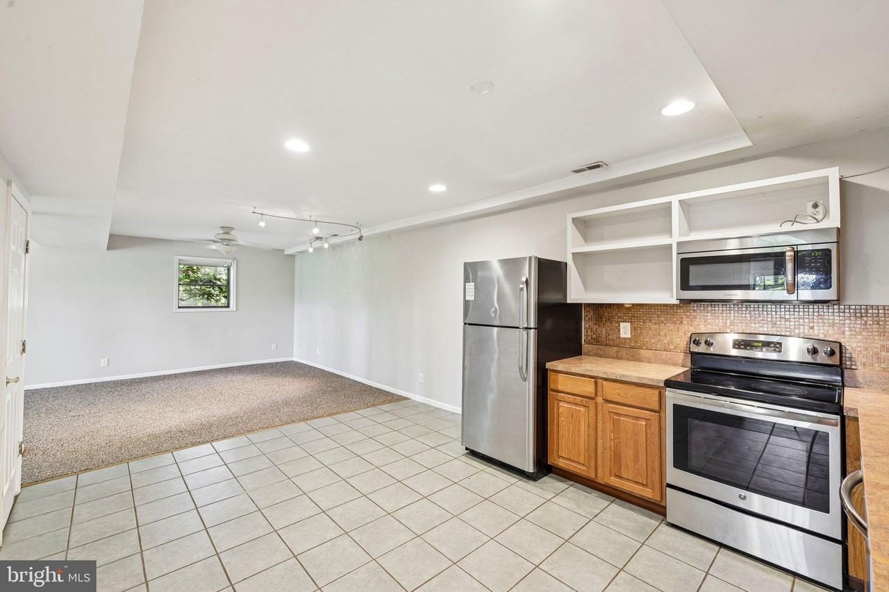 1249 Marriottsville Rd #B - Photo 7 of 16