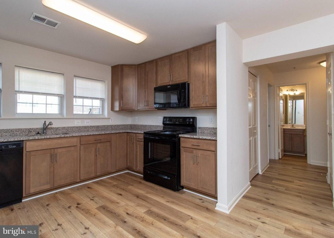 4160 Crab Apple Ct #6 - Photo 6 of 15