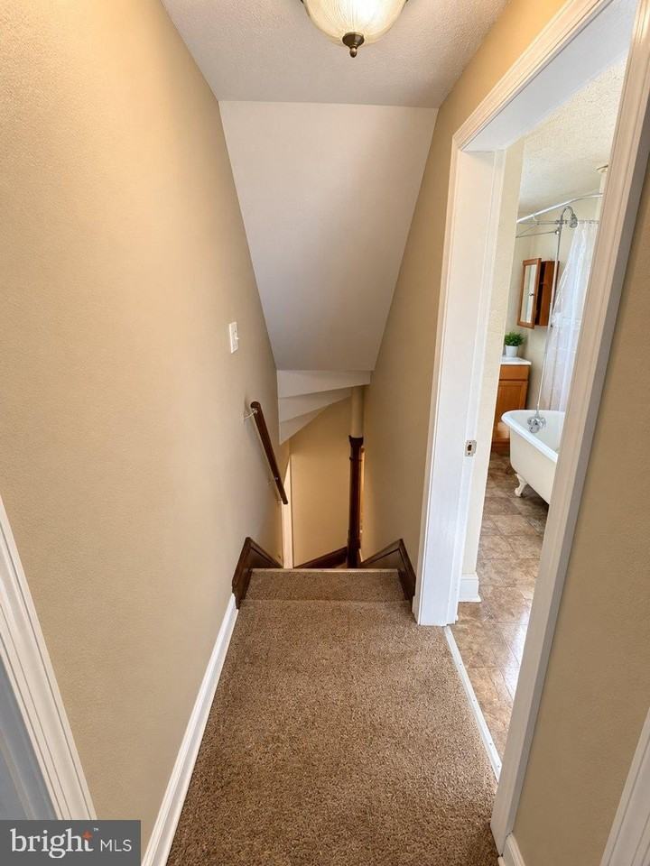 432 George St - Photo 5 of 9