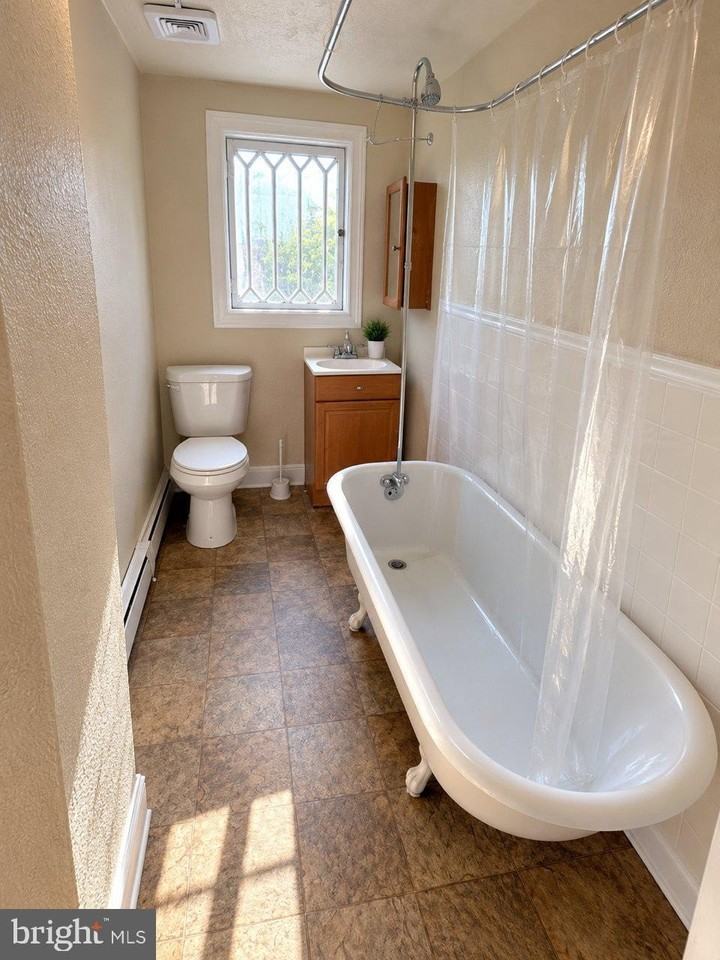 432 George St - Photo 7 of 9