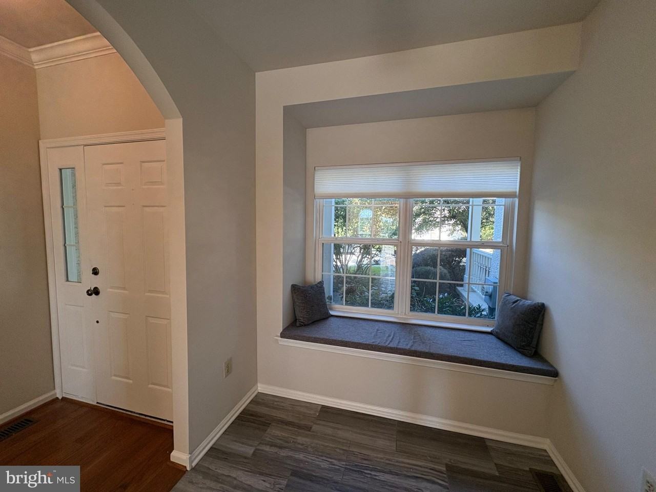 118 Madison Way - Photo 2 of 21
