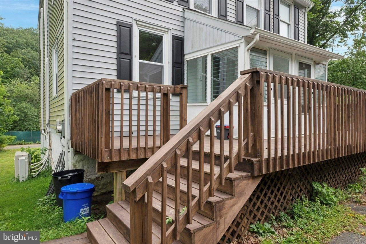 5530 Pennell Rd - Photo 4 of 25