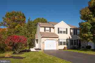 1262 Oxford Cir - Photo 1 of 1