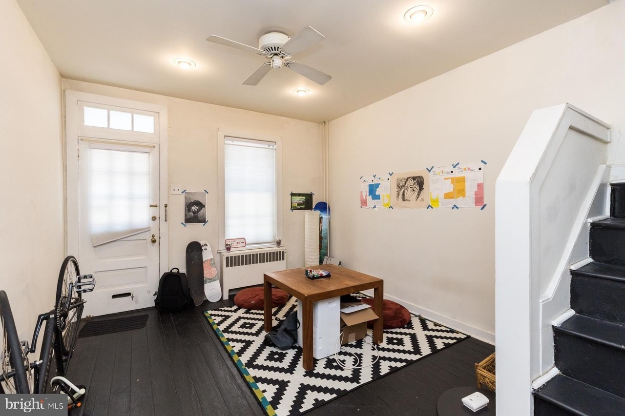 2408 Manning St - Photo 5 of 19
