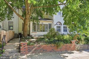 featured image of 328 Glen Echo Rd