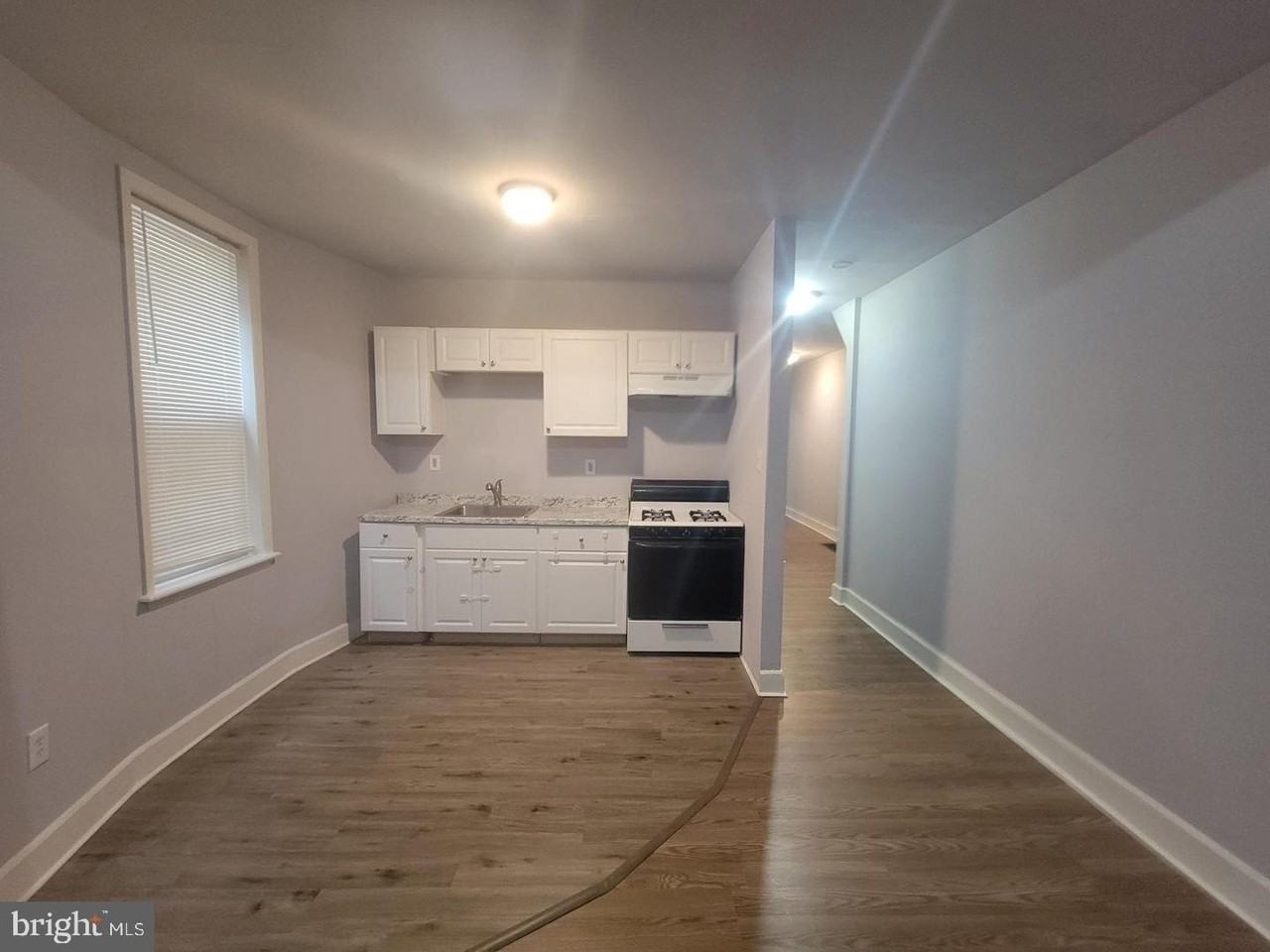 5719 Spruce St #1stFL - Photo 2 of 15
