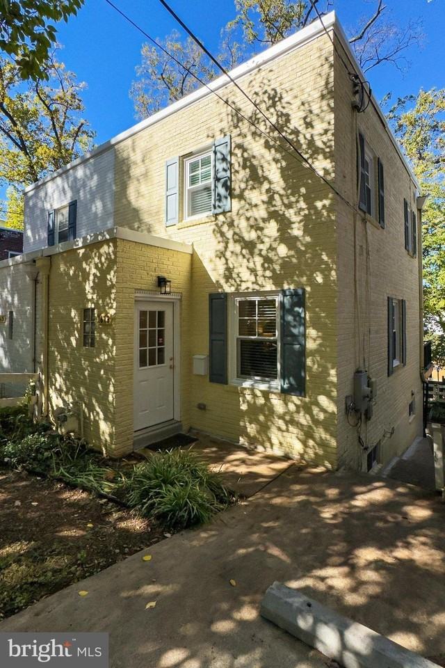 1613 N Colonial Ter - Photo 4 of 38